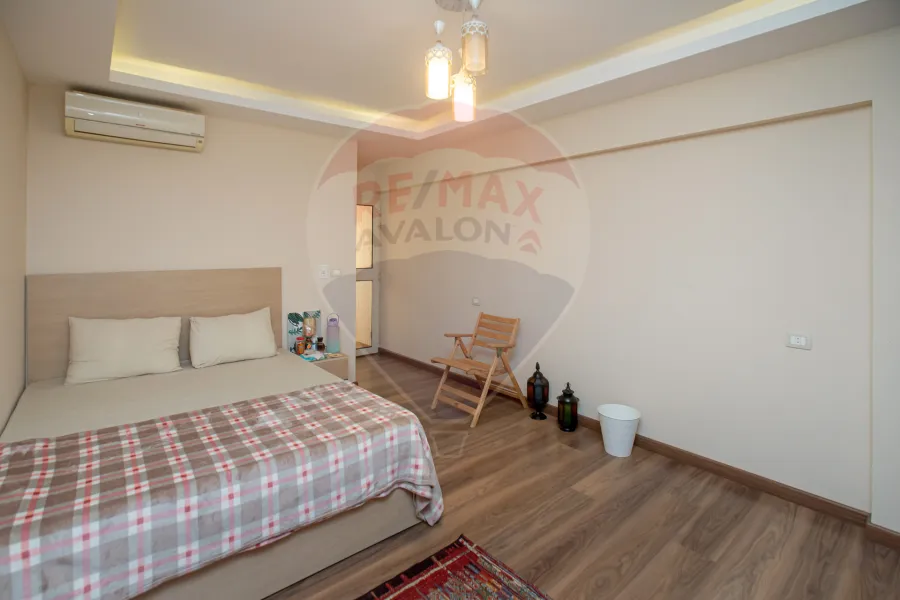 شقة للبيع 190 م لوران (ش عبدالمنعم الدليل)