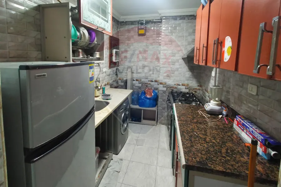 شقه للبيع 90 م صافي سيدي بشر(ش جمال عبد الناصر الرئيسي)