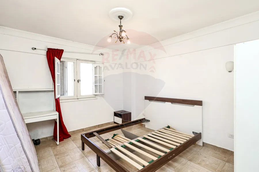 شقة للبيع 143 م سموحة (ش المقاولون العرب)