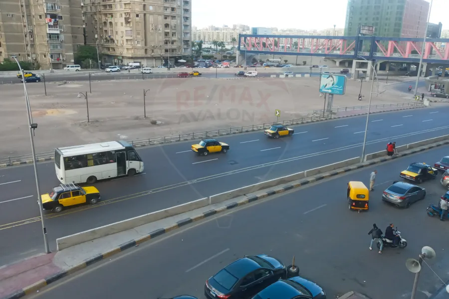 شقة للايجار 250 م سموحة (أبراج الشرطة - بجوار جامعة فاروس)