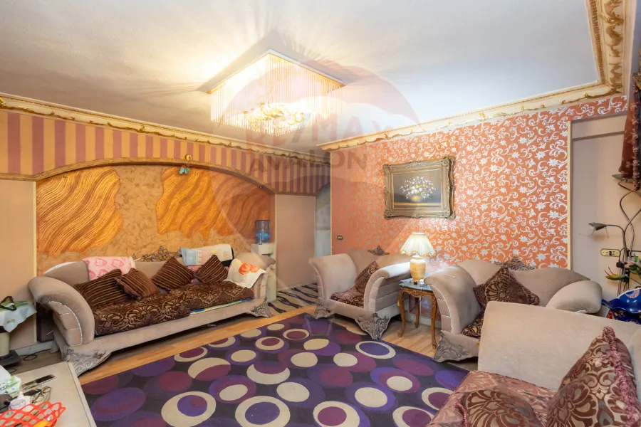 Apartment for sale 330 m miami (Directly on the sea)