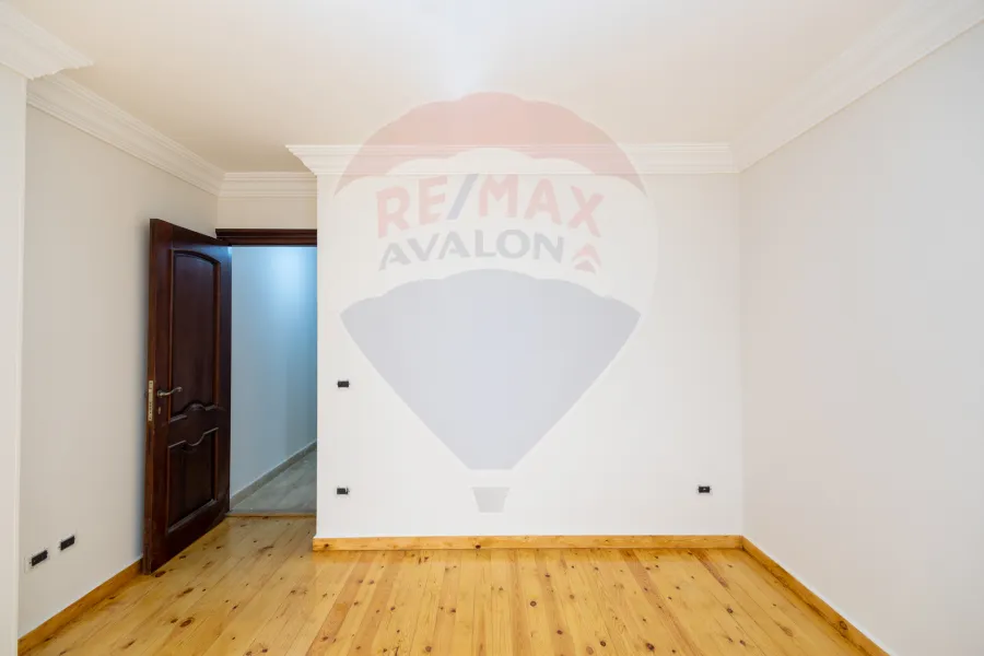 Apartment for sale 205 m Wabour Al-Mayah (Galal El-Din El-Desouky St.)
