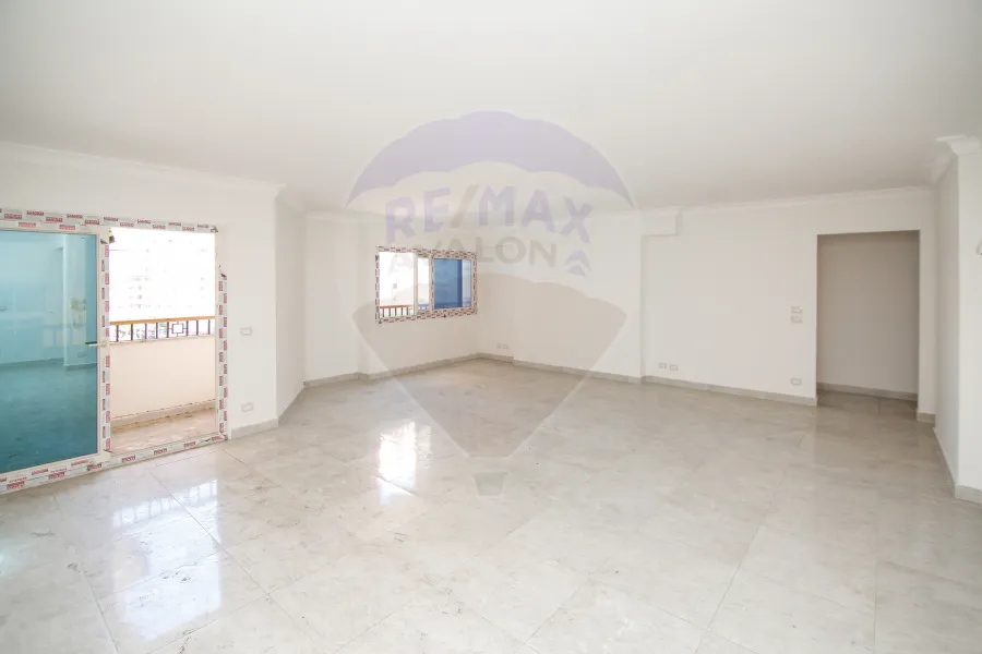 Apartment for Rent 170 m San Stefano (Abd el salam aref- brand building )