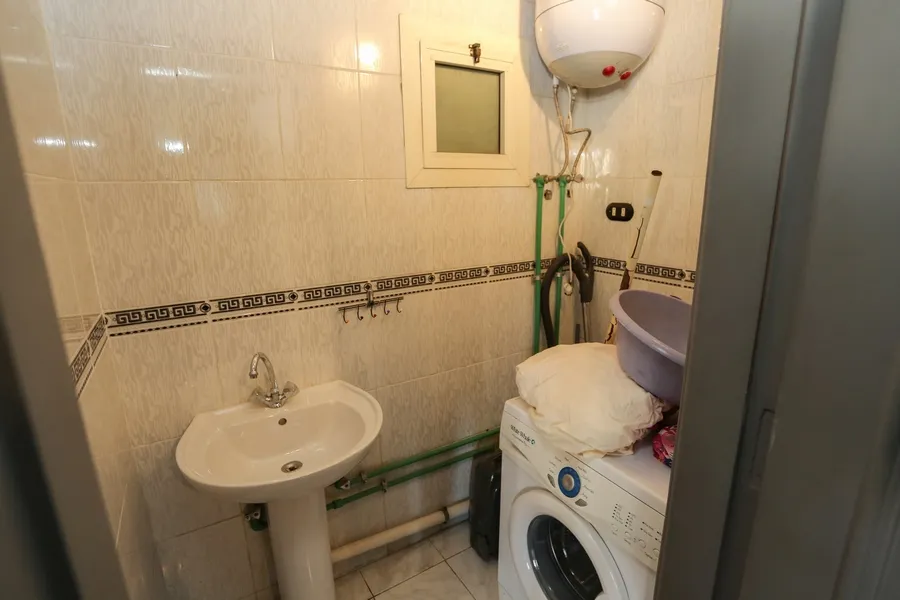 شقة للبيع 190م جليم (خطوات من شارع أبوقير)