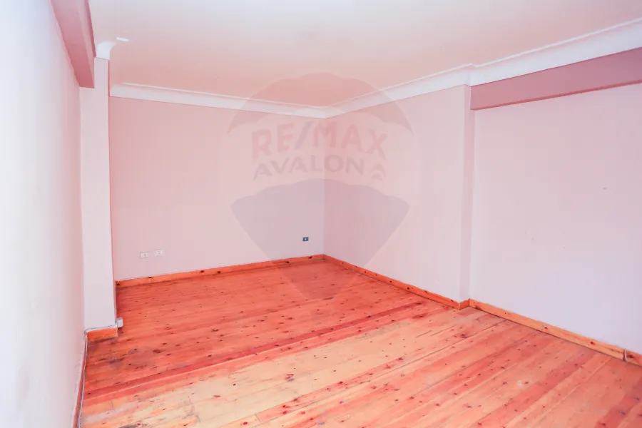 شقة للبيع 160 م كفر عبده (ش ابراهيم راجي )