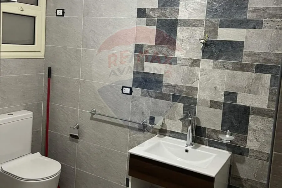 شقة للبيع 195 م سموحة (فالوري انطونيادس)