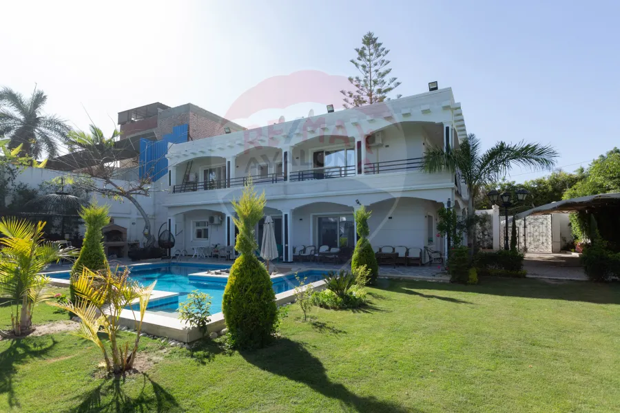 Villa for sale 1,000 m Al-King Mariout (New king St.) - 12,000,000 EGP