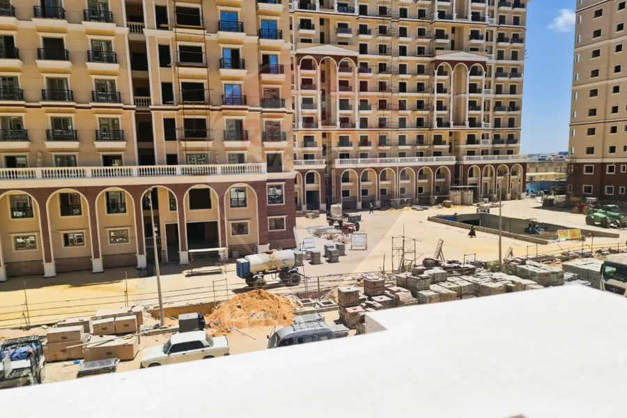 شقة للبيع 198م (صواري - السعودية المصرية)