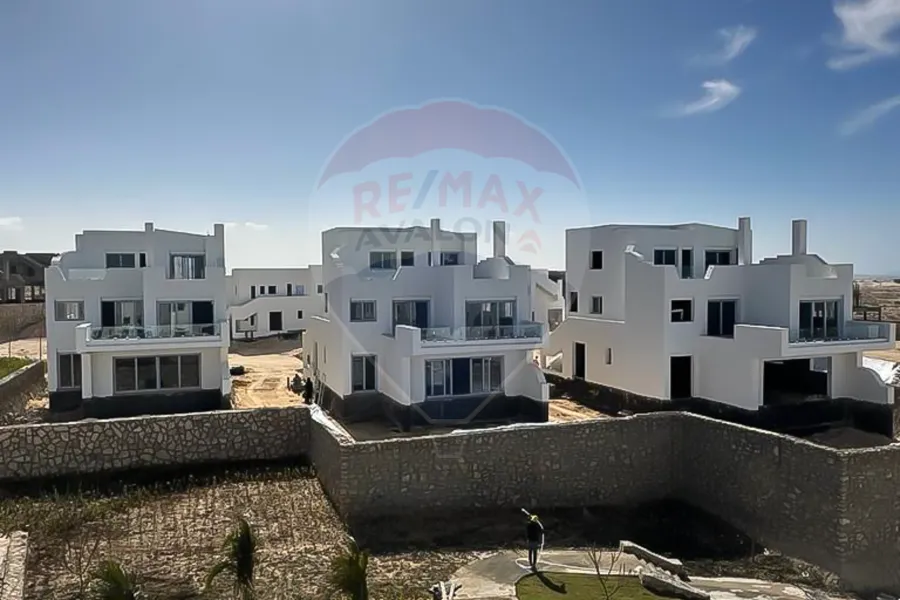 Stand alone ground chalet with garden for sale (Jefaira - Ras El Hekma) 169 m