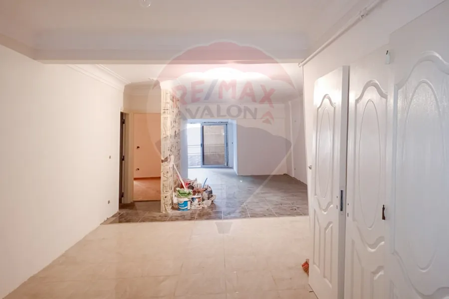 شقة للبيع 155 م ميامي (ش عبد الناصر الرئيسي)