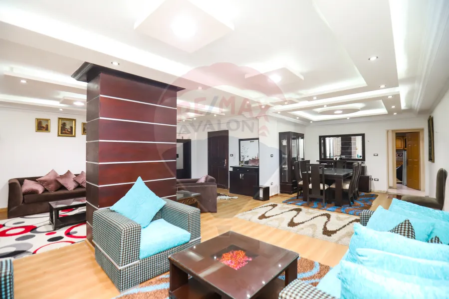 شقة للبيع 341 م سيدي بشر (شارع العيسوي الرئيسي)