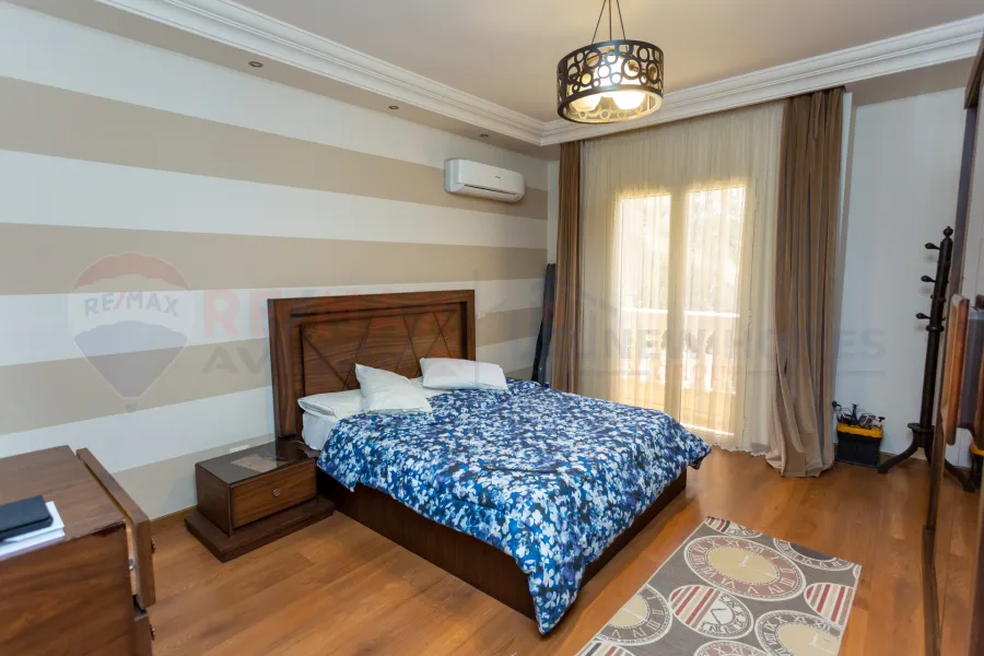 Villa for sale 500 m King Mariout (King Heights compound)