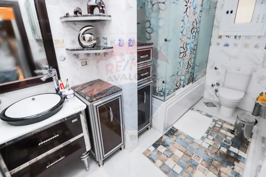 Apartment for sale 288 m Louran (Directly on taram station)