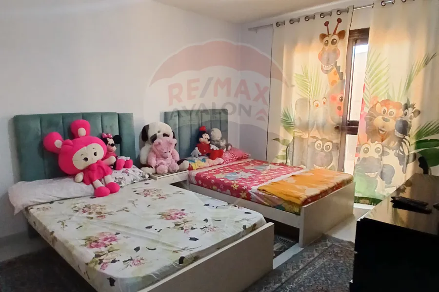 شقة للايجار 150 م سموحة (كومباوند فالورى أنطونيادس)