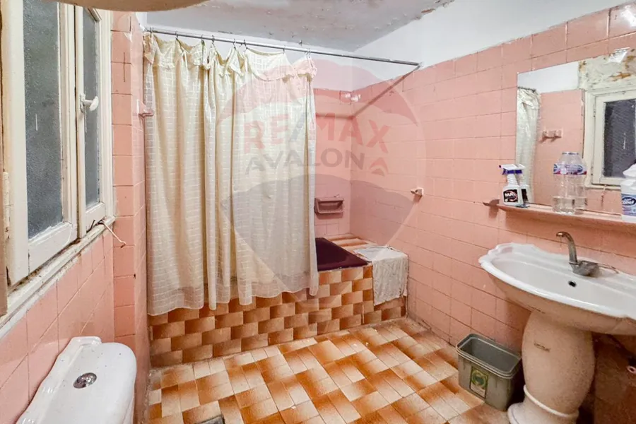 شقة للبيع 140 م ميامي (متفرع من ش خالد بن الوليد)