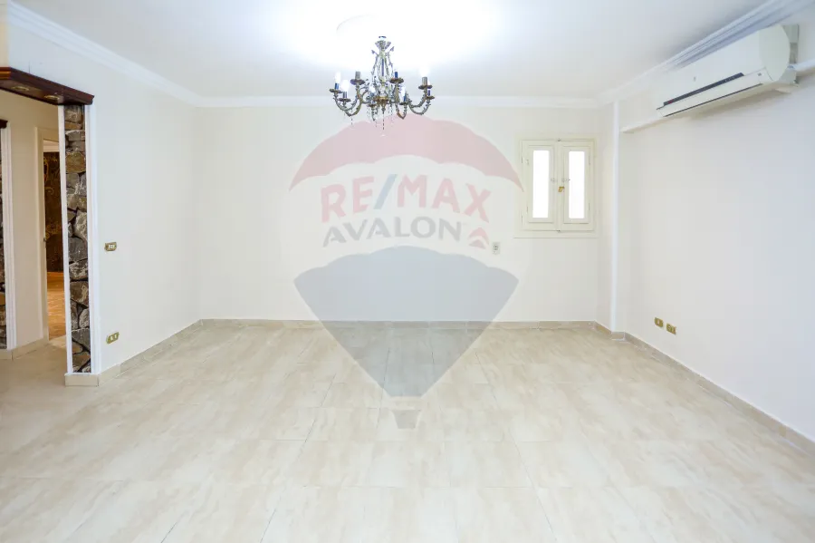 شقة للبيع 122 م سموحة ( خطوات من جرين بلازا )