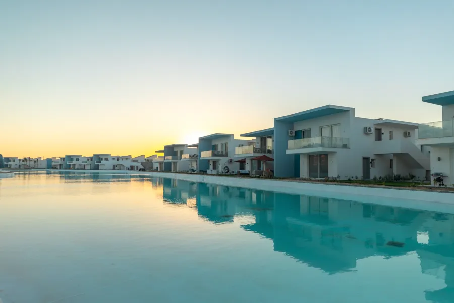 شاليه أرضي بجاردن للبيع (فوكا باي - رأس الحكمة) 92 م