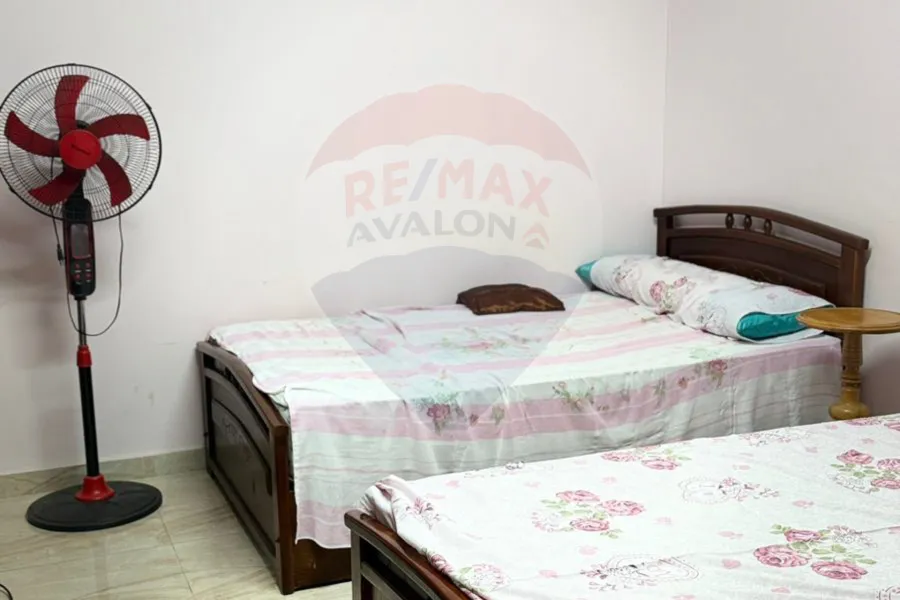 شقة للايجار 105 م سيدي جابر (ش المشير)