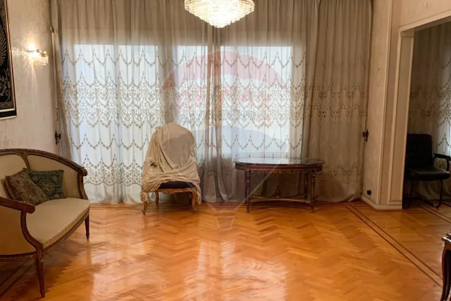 Apartment for sale 185 m Louran (branched from El-Eqbal st.)