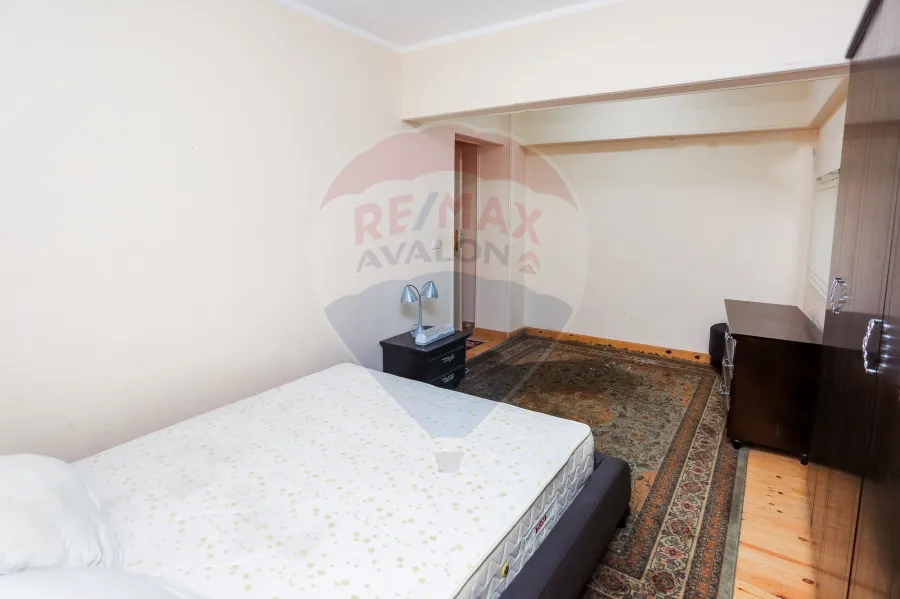 شقة للبيع 170 م محطه الرمل  (ش سعد زغلول)