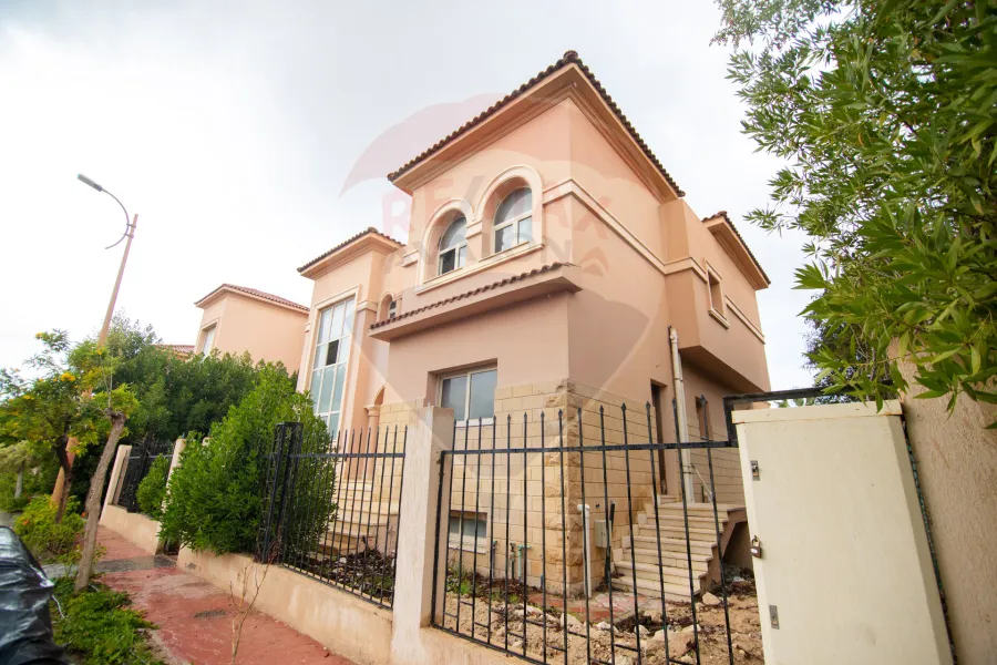 فيلا للبيع 750 م كينج مريوط (كومباوند اليكس ويست)