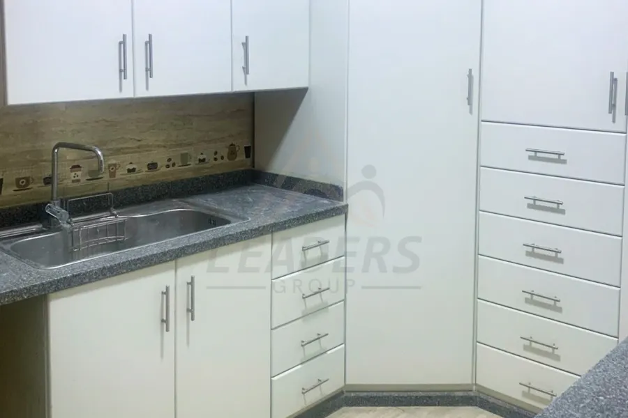 شقة للايجار193 م ستانلي (علي البحر مباشرة - عمارة براند)