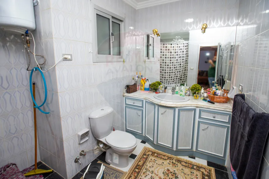 Apartment For sale 165 m sidi bishr (Branched from gamal abd elnaser st )