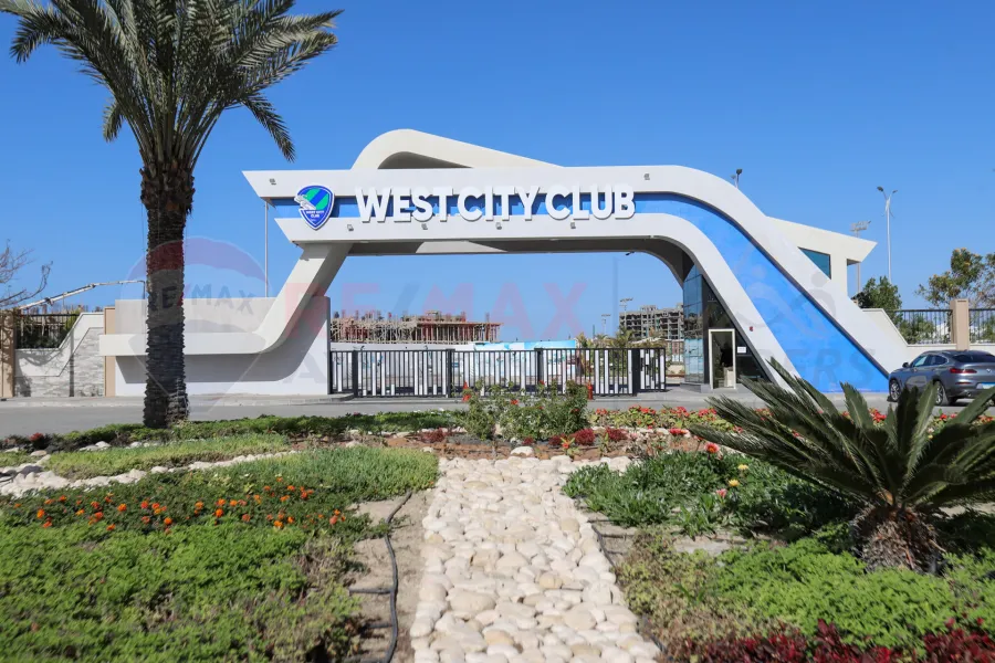 شقة للبيع 153 م (اليكس ويست)