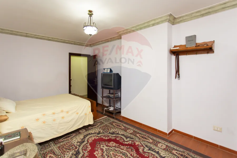 Apartment for sale 200 m Louran (between Abu Qir Street and the tram)