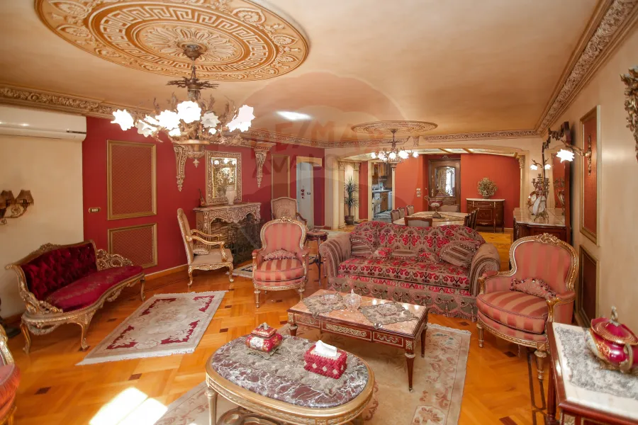 Apartment for sale 255m smouha (Moustafa Kamel St.- brand building)