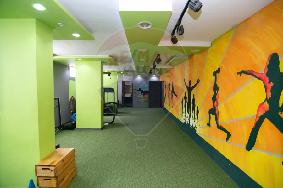 Commercial mezan for sale 450 m Al-Agami (El-betash)