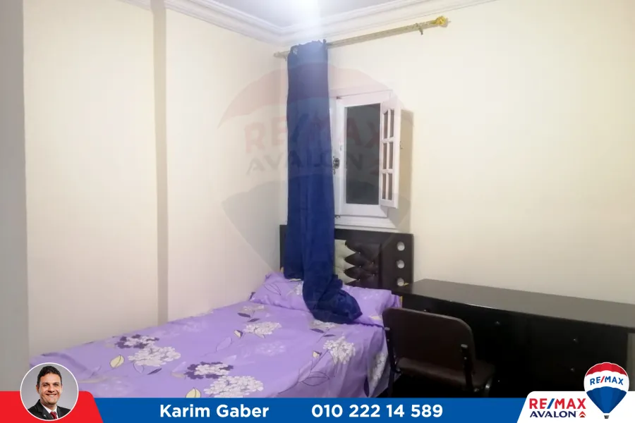 شقة للايجار المفروش 100 م كامب شيزار (خطوات من شارع المكتبات)