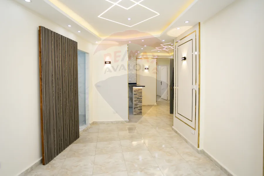 شقة للبيع 90 م المندرة (ش أبو قير الرئيسي)