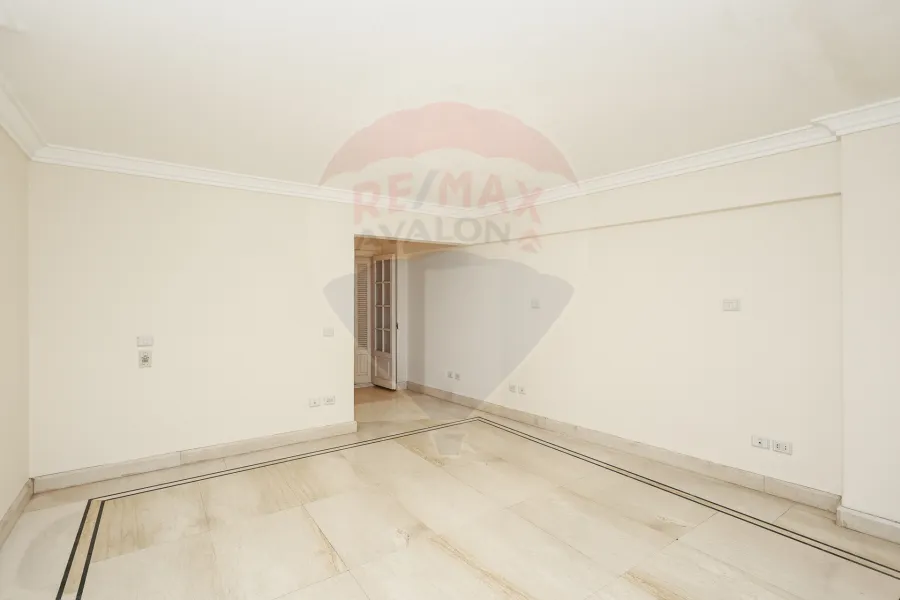 شقة للبيع لوران (ش إبراهيم نصير) 190 م