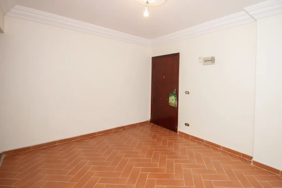 شقة للبيع 200م ستانلي (2 نمرة من البحر)