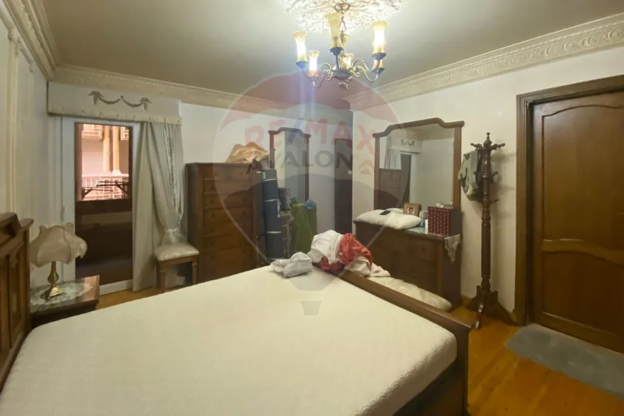 Apartment for sale 150 m Kafr Abdo (Amir Al Bahar st)