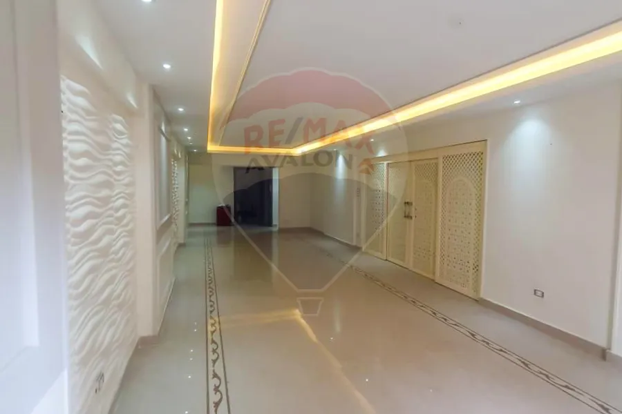 شقة للبيع 195 م وابور المياه (ش باستور)