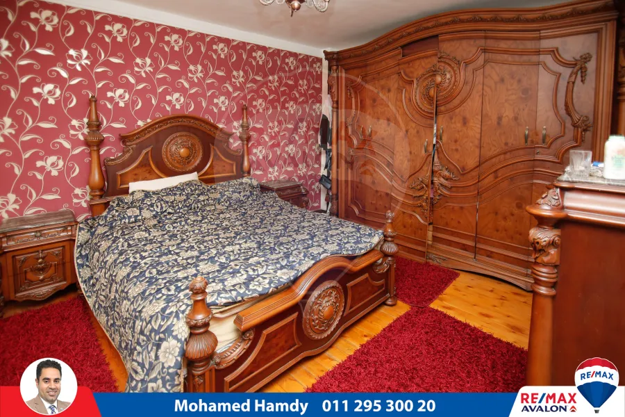 شقة للبيع 145 م محرم بك (ش قناة السويس)