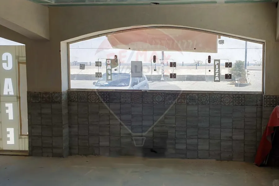 محل تجارى للإيجار (مول مارينا جاردن) 75 م