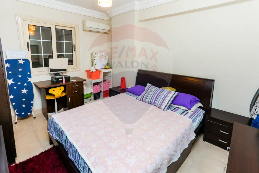 شقة للبيع 160 م كفر عبده (شارع خليل المصري)