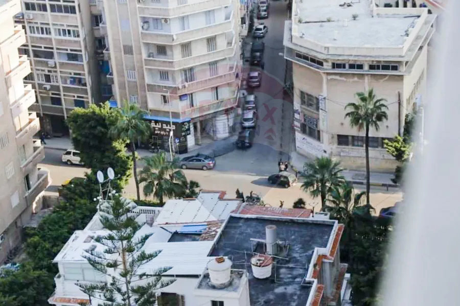 شقة للبيع 180 م ثروت (ش عبد المنعم الدليل)