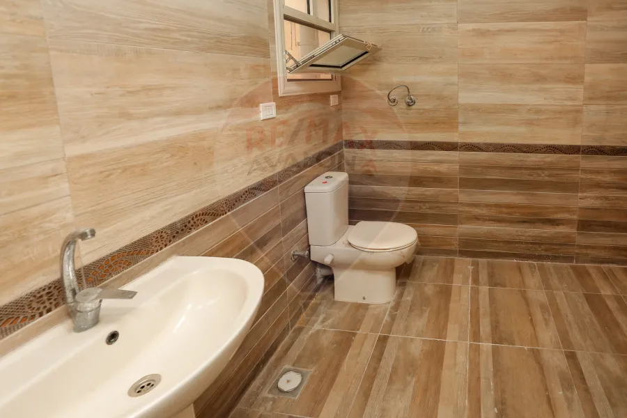 Apartment for sale 235 m Smouha (Kamal El Din Salah - next to Women&amp;amp;amp;#039;s Hospital)