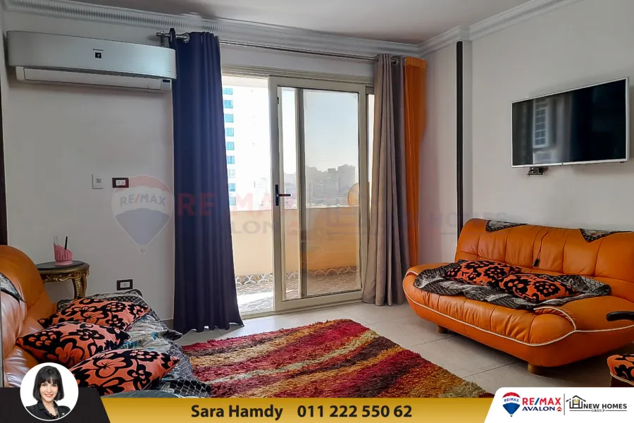 شقة للبيع 180م سان ستيفانو (على البحر مباشرة ) - فيو كامل علي البحر مباشرة