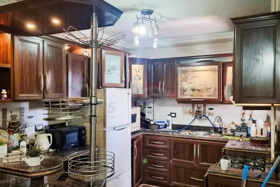 شقة للبيع 175 م جليم (ش نوتردام)