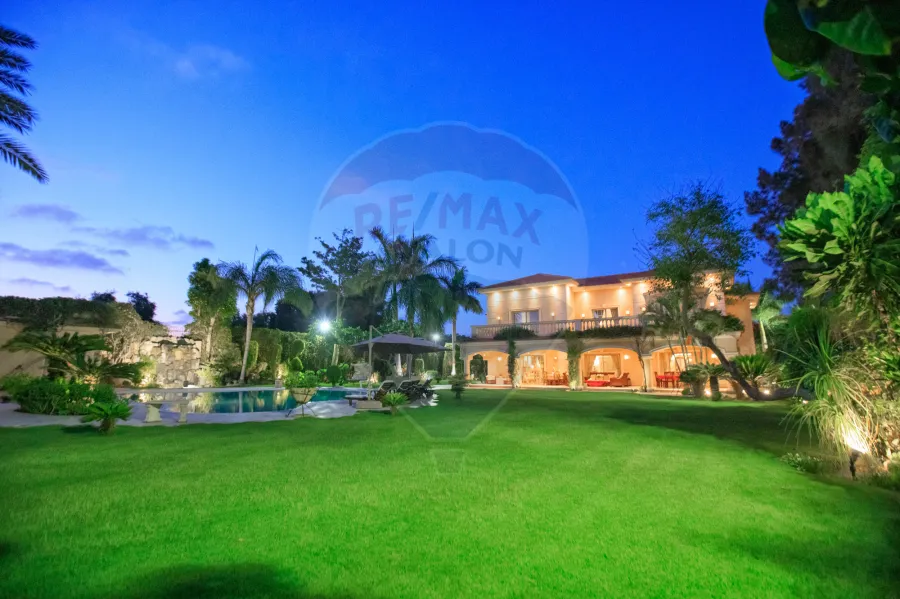 Palace for sale 3,000 m King Mariout (Qusor area)