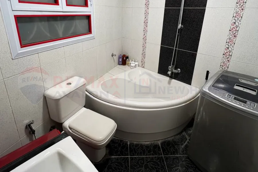 شقة للبيع 135 م فلمنج (ش مسجد القباني)