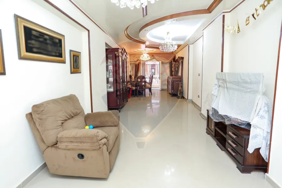 شقة للبيع 135 م ميامي (ش مسجد الرياض)