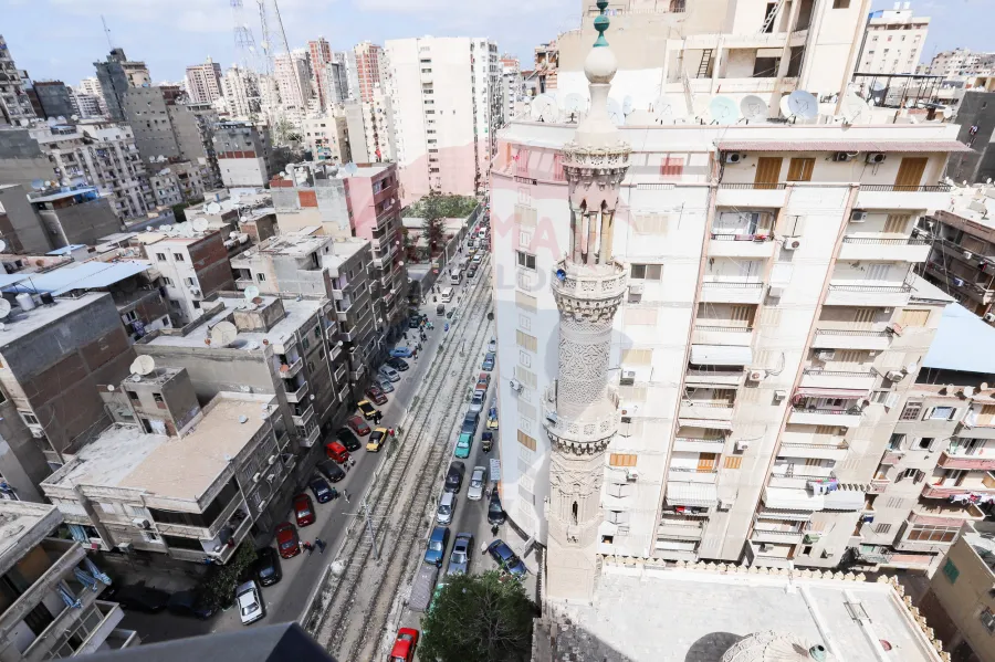 شقة للبيع 185 م فلمنج ( علي الترام مباشرة )