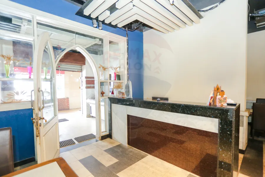 Restaurant for rent 360 m Smouha (the main commercial market)