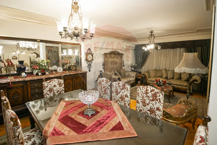 Apartment for sale 260 m Kafr Abdo (Branched from Ismailia st.)